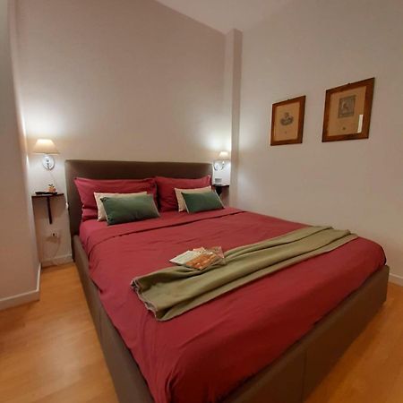 Charme In Righi Apartment Bologna Bagian luar foto