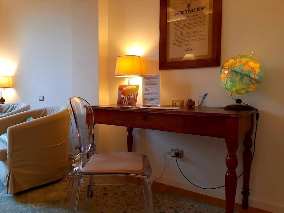 Charme In Righi Apartment Bologna Bagian luar foto